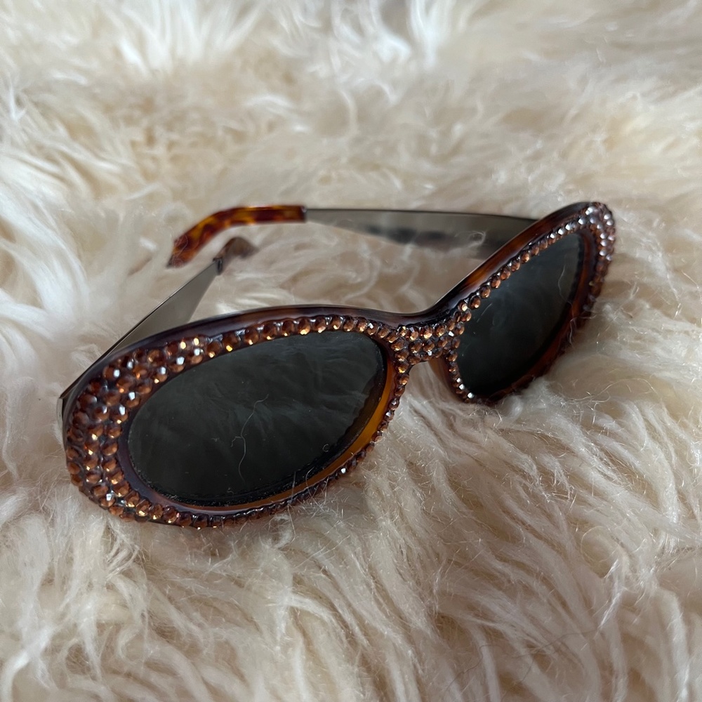 Vintage Tortoise Shell Rhinestone Sunglasses - image 3
